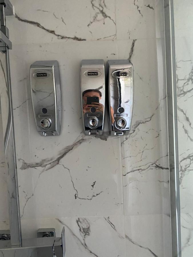 Ammos Luxury Suits And Residences Пея Екстериор снимка