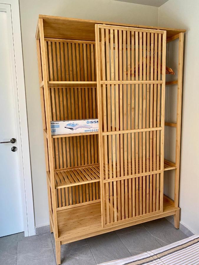 Ammos Luxury Suits And Residences Пея Екстериор снимка